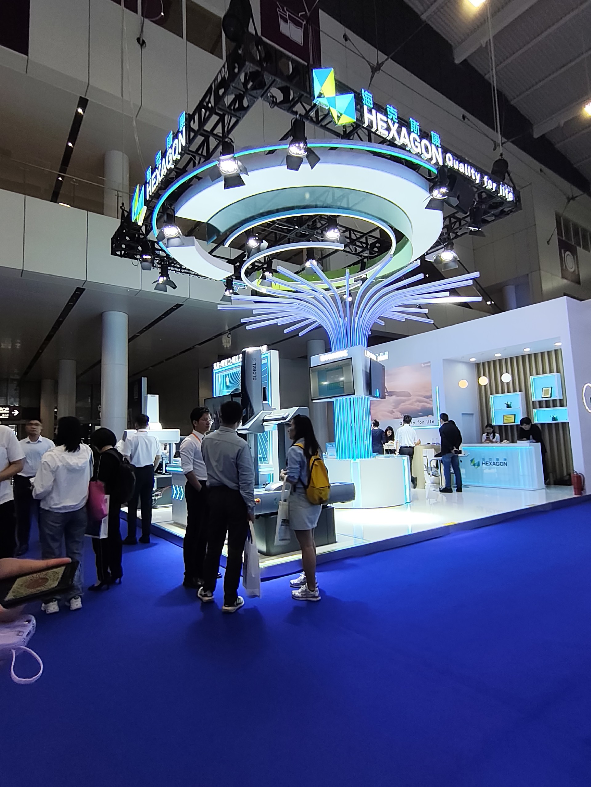 展臺搭建現(xiàn)場如何處理安全隱患